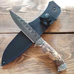 нож Стрелец из дамасской стали в стиле "каменный век"
